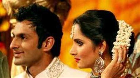 Sania Mirza And Shoaib Akhtar Wedding - Shoaib malik refused to attend wedding of his sister in ...