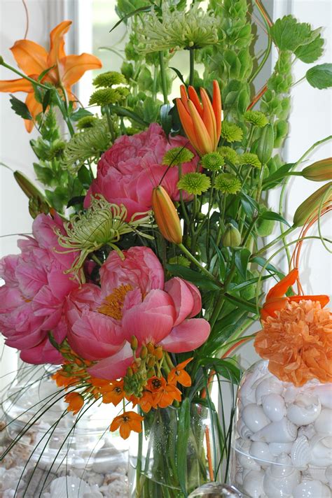 colorful natural bouquet | Natural bouquet, Flower arrangements, Flowers