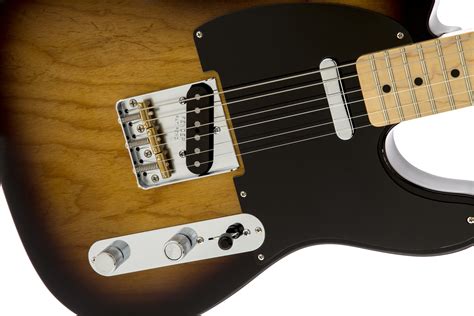 Fender Classic Player Baja Telecaster®, Maple Fingerboard, 2-Color Sunburst