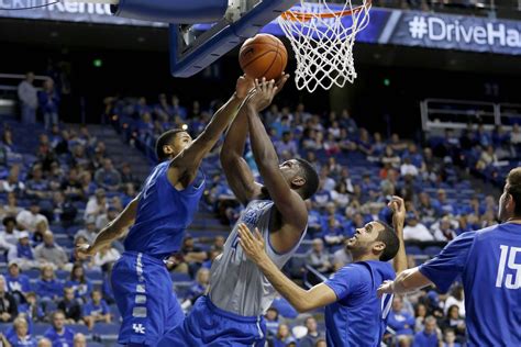 Kentucky Wildcats TV highlights and postgame notes from Blue-White Game ...