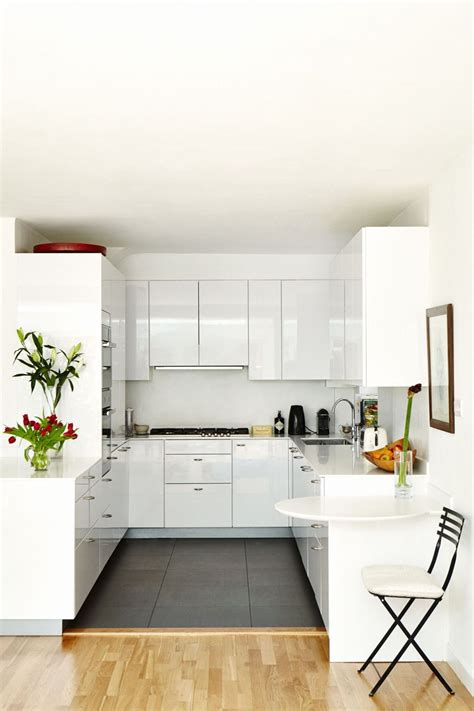 20+ White Small Kitchen Ideas – HomeDecorish