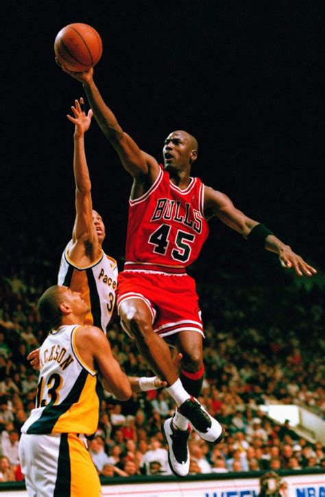 27 years ago today: Michael Jordan returns from retirement against the Indiana Pacers