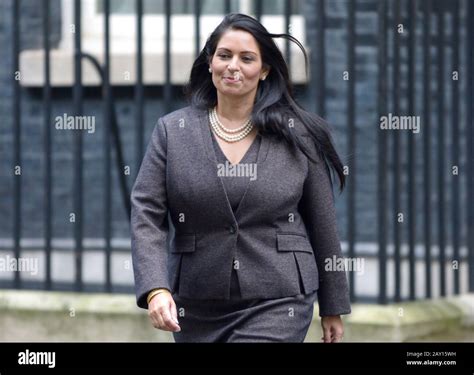 Priti Patel Young / Priti Patel I Will Give The Police The Powers They Need To Defeat Crime Full ...