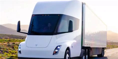 Tesla Semi gets EPA green light, deliveries can start in December - ArenaEV