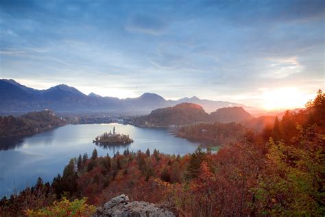 A photo gallery with landscape photos of Lake Bled in Slovenia