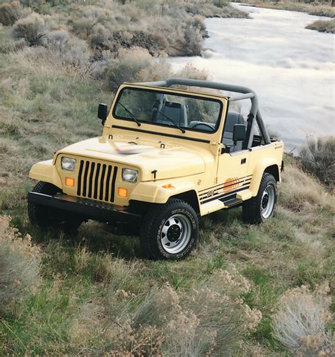 Jeep® Heritage | 1986-1995 Jeep Wrangler (YJ) - The Jeep Blog