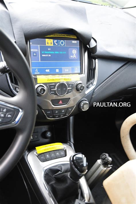 Chevrolet Cruze interior 2 - Paul Tan's Automotive News