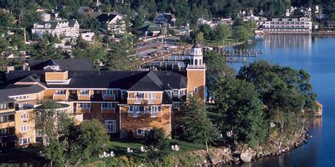 Lodging in Meredith, NH | Winnipesaukee Vacations + Getaways | Mill Falls at the Lake