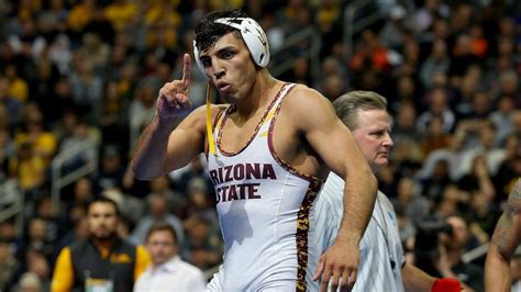 NCAA Most Dominant Wrestler Award standings unveiled | NCAA.com