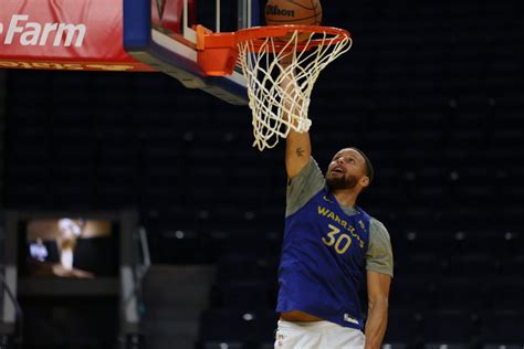 Warriors video: Steph Curry and Chris Paul dunking - Golden State Of Mind