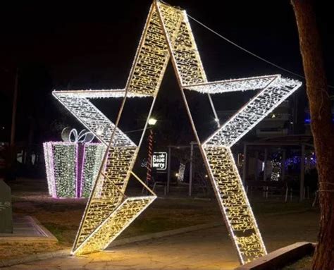 Large Outdoor Lighted Star for Christmas Decor | Christmas lights ...