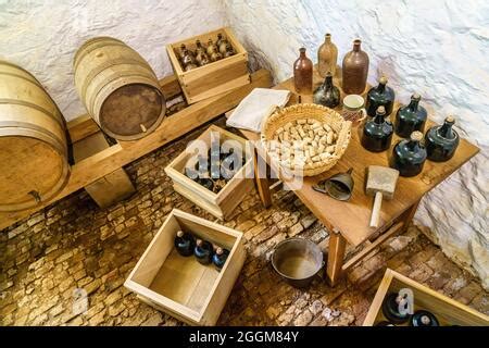 The Wine Cellar of Thomas Jefferson’s Monticello in Virginia Stock Photo - Alamy