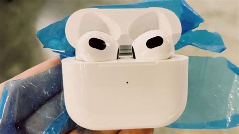 New Apple Leak Reveals Sudden AirPods 3 Release