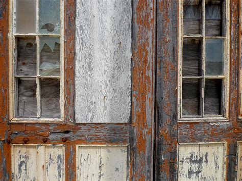 weathered door | at Dockyard, an old British navy base. | monsieur paradis | Flickr