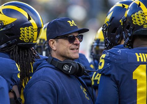 Harbaugh starts season with 2 years left on deal at Michigan | Hot ...