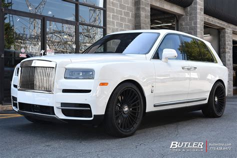 Rolls Royce Cullinan with 23in Vossen S17-13 Wheels exclusively from ...