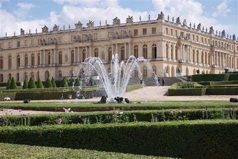 Versailles Full-Day Saver Tour: Palace, Gardens, And Estate Of Marie Antoinette: Triphobo