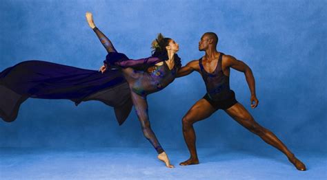 Alvin Ailey ® American Dance Theater