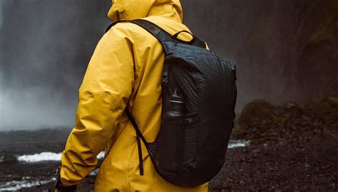 Why Is A Waterproof Backpack Better For Traveling? - Fashion IMP