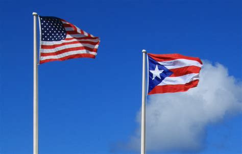 File:Flags of Puerto Rico and USA.jpg - Wikimedia Commons