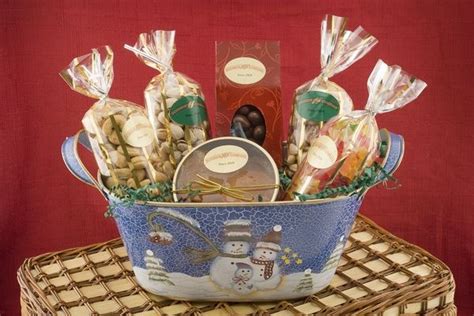 Holiday Gourmet Nut Basket | Gourmet nuts, Nut gift basket, Chocolate ...