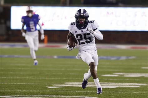 KaVontae Turpin signs three-year contract with Dallas Cowboys TCU Sports News - Frogs Today