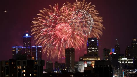 2 shootings injure 3 during Detroit fireworks