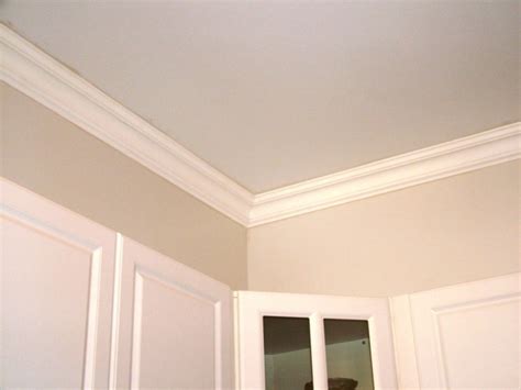 Styrofoam Crown Molding - 6 in wide & 6.5 ft. long - Plain - #110 DCT