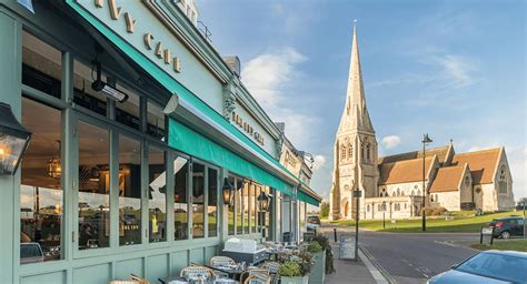 Living in Blackheath: Guide to Bars, Food & Things To Do | Essential Living