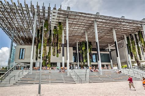 Perez Art Museum Miami - PAMM | ero Lucy Florida travel blog