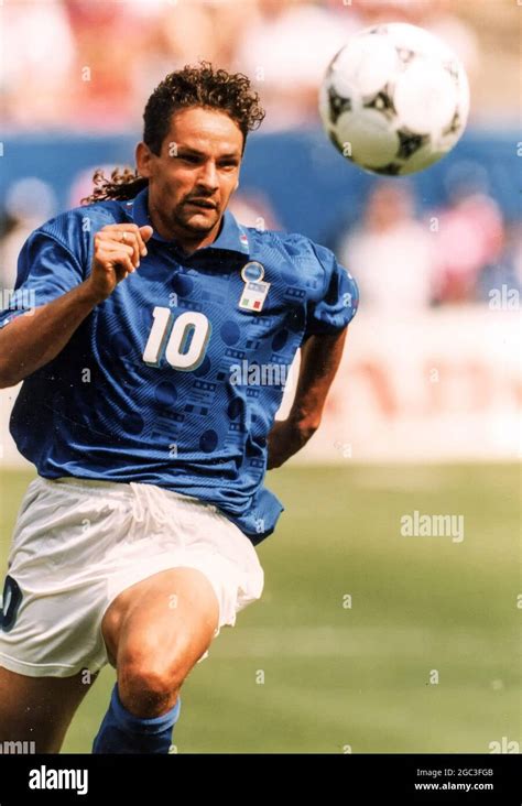 Italy 1994 Retro Shirt Roberto Baggio | lupon.gov.ph