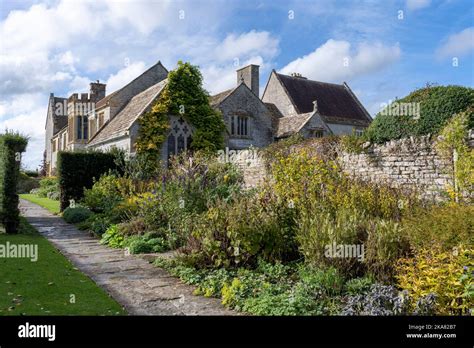 Lytes Cary Manor, Somerton, Somerset, England, UK Stock Photo - Alamy