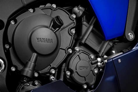 YAMAHA YZF-R1 2024 – YAMAHA UAE