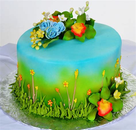 The Best Garden Birthday Cake Designs 2024 - clowncoloringpages