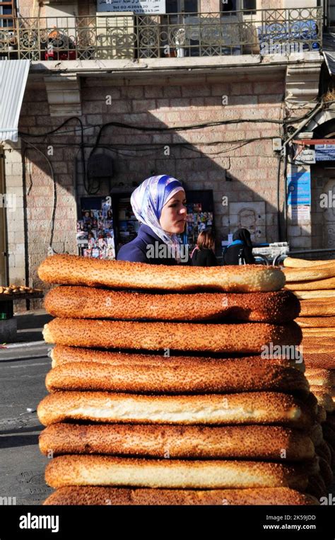 Palestinian bagel bread sold by vendors on Sultan Suleiman street in East Jerusalem Stock Photo ...
