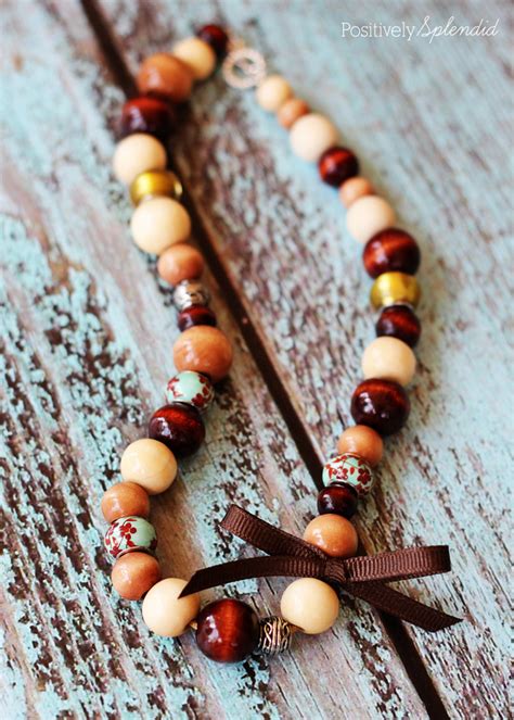 DIY Wood Bead Necklace - Positively Splendid {Crafts, Sewing, Recipes and Home Decor}