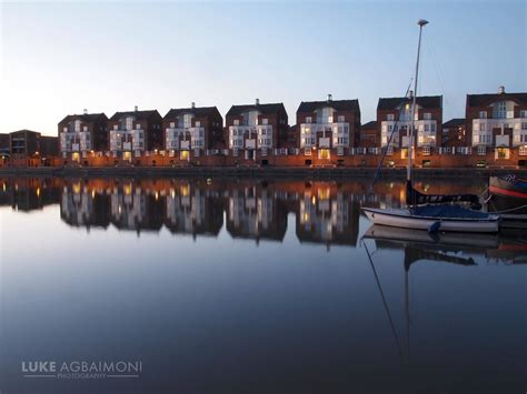 Surrey Quays Station - London Photography - Tubemapper