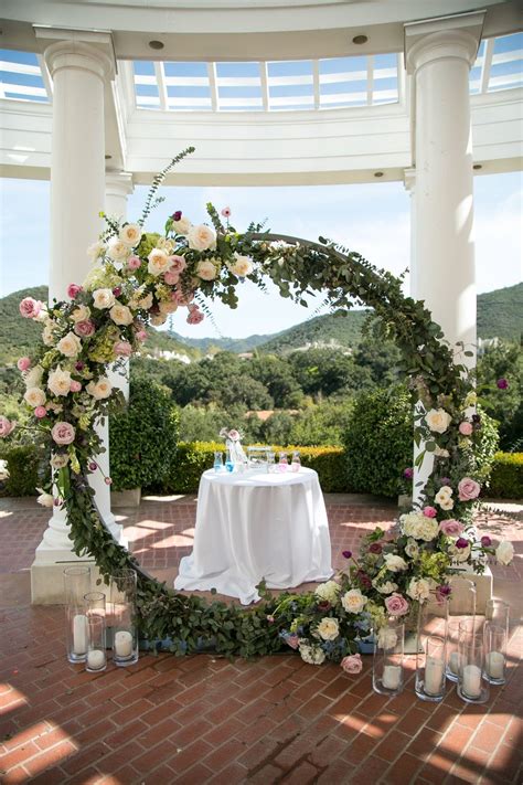 Circular arch at my wedding. | Vintage wedding flowers, Cheap wedding flowers, Wedding flower ...