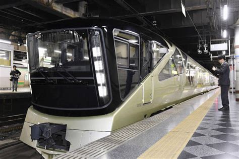 This Is How Japan’s Most Luxurious Train Looks Like (16 pics ...