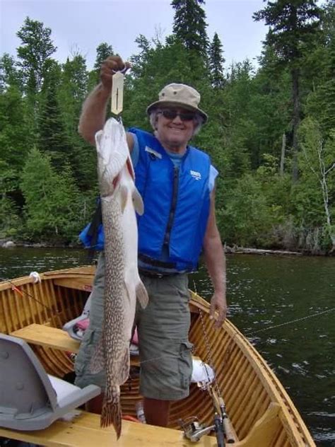 Lodge Eighty Eight - White River Ontario - Fishing Lodge - FISHING