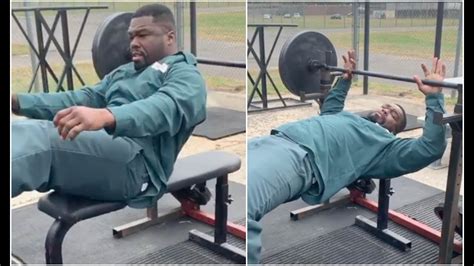 50 Cent Proves He's The Strongest On Prison Yard 30 Rep Jail House Workout - YouTube