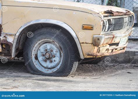 Old cars for scrap. stock image. Image of corroded, abandoned - 39773255