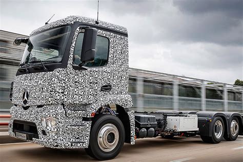 Mercedes-Benz electric truck unveiled – MyBroadband