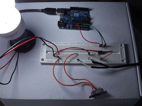 Detectando status de lâmpada com optoacoplador 4N25 e Arduino - Paulo Trentin