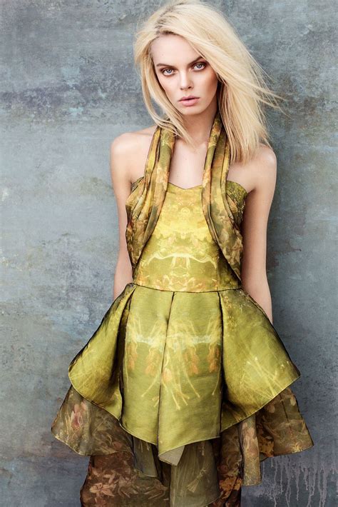 Oliphant backdrop/ Lara Jade | Fashion photography inspiration, High fashion editorial ...