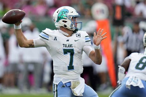 No. 25 Tulane offers a lesson in dramatic 1-year turnarounds - Seattle ...