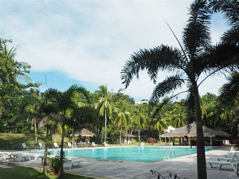 VinaTraveler's Blog: "Montemar Beach Club", an Amazing Hidden Resort in Bagac, Bataan!