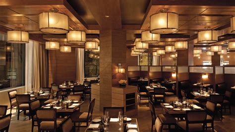 Bourbon Steak – Restaurant Review | Condé Nast Traveler