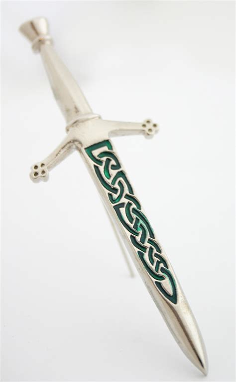 celtic sword designs Car Tuning | Celtic sword, Sword designs, Sword ...