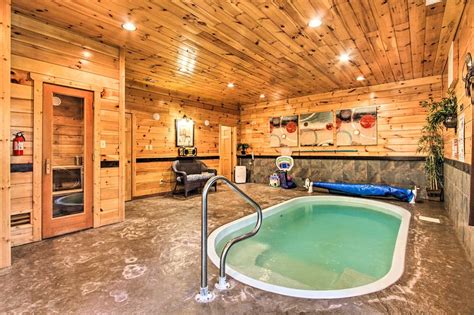 Central Sevierville Cabin w/ Indoor Pool & Hot Tub UPDATED 2021 ...